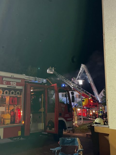 📟 Einsatz Nr. 40 + 41/2026 📟
🚨 B3.01 Gebäudebrand
🗓 29.06.2026, 01:36 Uhr
📍 Ort: Kirchheim
🚒 Ausgerückte Fahrzeuge: TLF, MZF-1
⏱ Einsatzdauer: 5 Stunden
Eingesetzte Feuerwehren
🚒 Bissersheim
🚒 Bockenheim-Kindenheim
🚒 Dirmstein
🚒 Ebertsheim
🚒 Führungsstaffel VG Leiningerland
🚒 Gerätewagen Atemschutz
🚒 Gerolsheim
🚒 Hettenleidelheim-Wattenheim
🚒 Hettenleidelheim-Wattenheim Kleiderkammer
🚒 Kirchheim-Kleinkarlbach
🚒 Notfallseelsorge (PSNV)
🚒 Obrigheim
🚒 Obrigheim Atemschutzwerkstatt
🚒 Obrigheim Schlauchwerkstatt
🚒 Versorgungszug VG Leiningerland
🚒 WF Röhm Werk Worms
🚒 Freinsheim
🚒 Führungsstaffel VG Freinsheim
🚒 Bad Dürkheim
🚒 SBF Grünstadt
🚒 FEZ Leiningerland