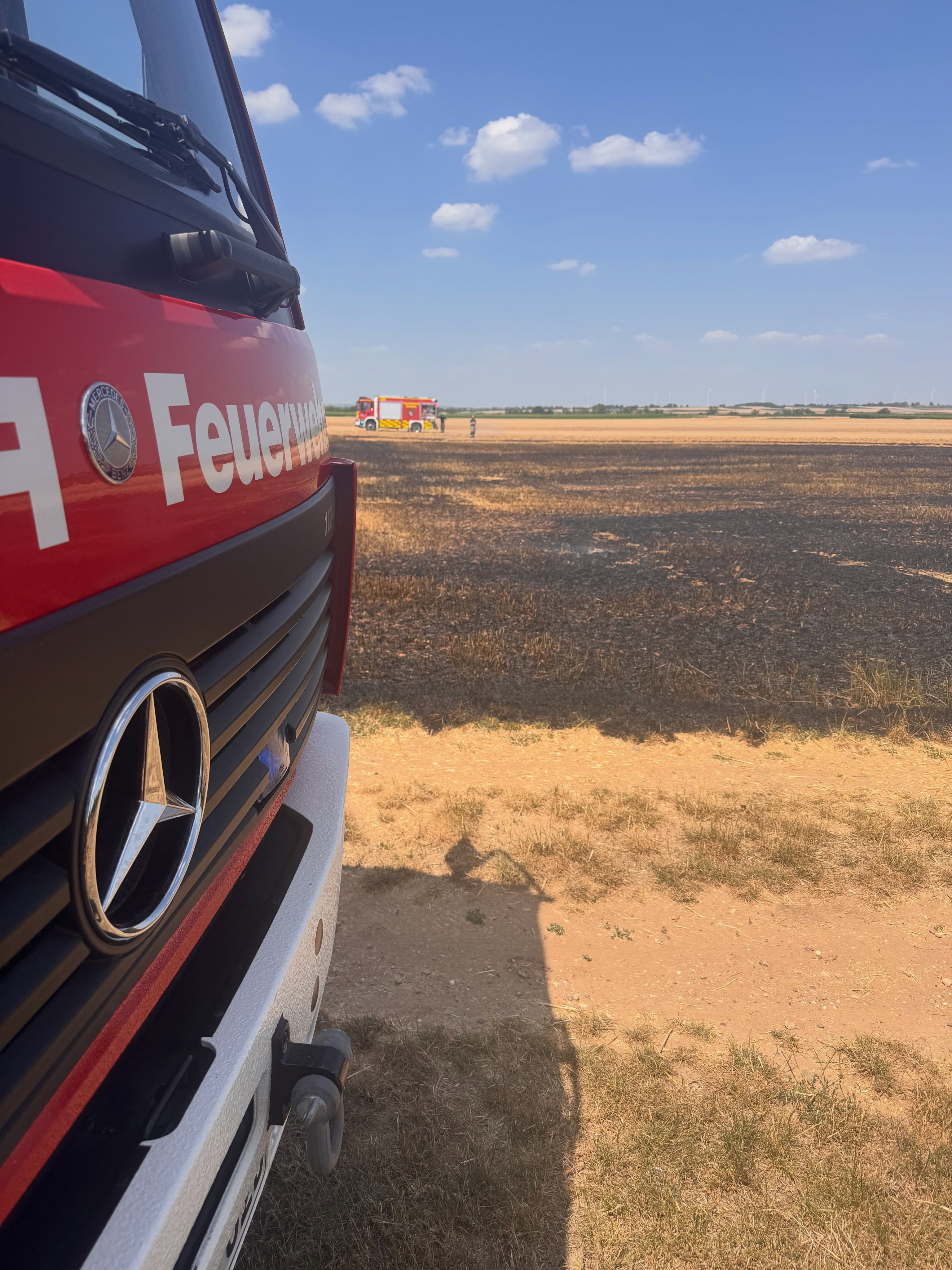 📟 Einsatz Nr. 34/2026 📟
🚨 B1.05 Rauchentwicklung im Freien
🗓 25.06.2026, 13:48 Uhr
📍 Ort: WO-Heppenheim
🚒 Ausgerückte Fahrzeuge: TLF, TSF-W
⏱ Einsatzdauer: 25 Minuten
Weitere Einheiten:
🚒 FEZ Leiningerland
🚒 Worms-Heppenheim
🚒 BF Worms
#wirfürdirmstein #wirfüreuch #247