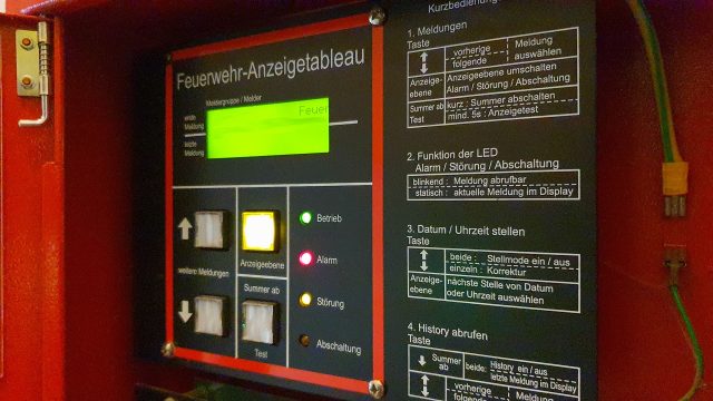 📟 Einsatz Nr. 63/2026 📟

🚨 B2.07 BMA
🗓 30.09.2026, 06:46 Uhr
📍 Ort: Dirmstein
🚒 Ausgerückte Fahrzeuge: TLF
⏱ Einsatzdauer: 30 Minuten

Am frühen Mittwochmorgen wurden wir zu einer ausgelösten Brandmeldeanlage (BMA) in Dirmstein alarmiert. 🚨

Der betroffene Bereich wurde erkundet und kontrolliert. Dabei konnte keine Feststellung gemacht werden.

Nach rund 30 Minuten war der Einsatz beendet und die Einsatzkräfte konnten wieder einrücken. 🚒