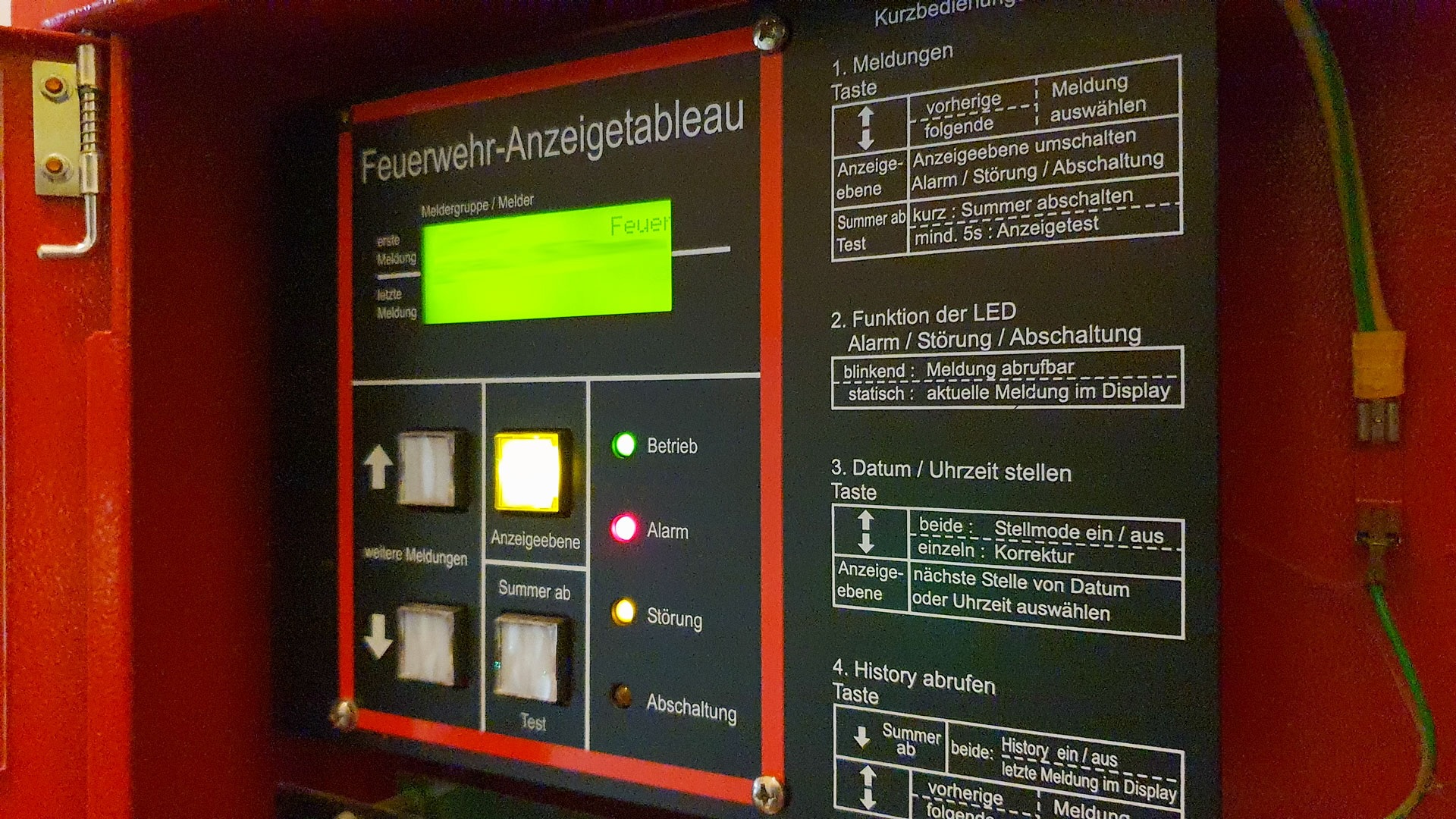 📟 Einsatz Nr. 63/2026 📟

🚨 B2.07 BMA
🗓 30.09.2026, 06:46 Uhr
📍 Ort: Dirmstein
🚒 Ausgerückte Fahrzeuge: TLF
⏱ Einsatzdauer: 30 Minuten

Am frühen Mittwochmorgen wurden wir zu einer ausgelösten Brandmeldeanlage (BMA) in Dirmstein alarmiert. 🚨

Der betroffene Bereich wurde erkundet und kontrolliert. Dabei konnte keine Feststellung gemacht werden.

Nach rund 30 Minuten war der Einsatz beendet und die Einsatzkräfte konnten wieder einrücken. 🚒
